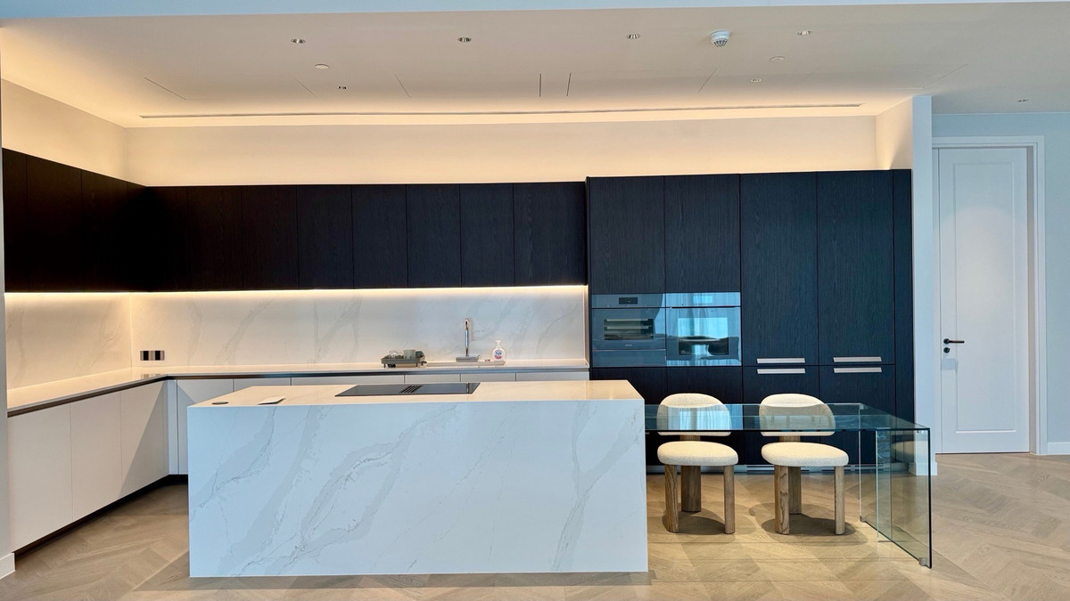 For RentCondoWitthayu, Chidlom, Langsuan, Ploenchit : Ultra Luxury Condo on Wireless Road in Prime Embassy District Ploenchit