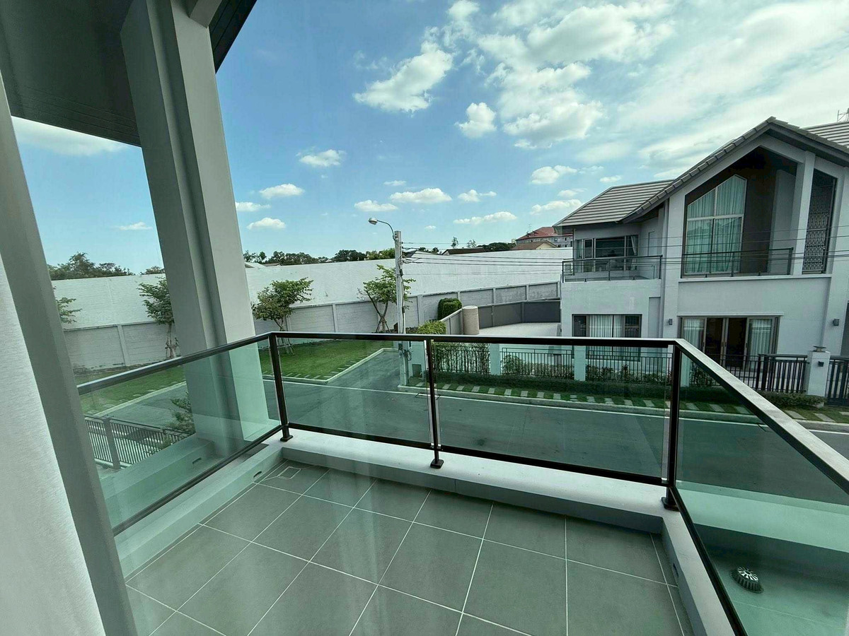 For RentHouseSeri Thai, Ramkhamhaeng Nida : Single house for rent, Bangkok Boulevard Signature Lat Phrao-Serithai.