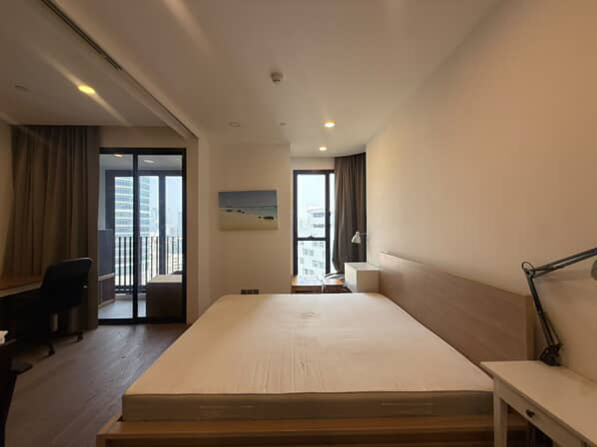 ให้เช่าคอนโดสยาม จุฬา สามย่าน : ⚡️Ashton chula silom แต่งครบ ใกล้จุฬา 35 Sqm 25,000 ถูกสุดในตึก⚡️สนใจนัดชม พัตเตอร์ 0928895628 line:plustor_ss