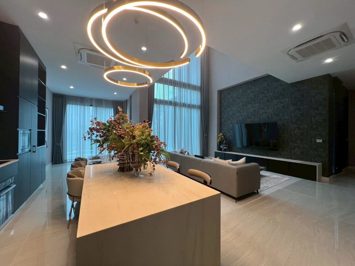 ให้เช่าบ้านเลียบทางด่วนรามอินทรา : 📌|For Rent| ดิ ออเนอร์ โยธินพัฒนา The Honor Yothinpattana ขนาด 564 Sq.m 5 bed 7 bath เพียง 450,000/ month ติดต่อ 086-795-9997 (จิมมี่)