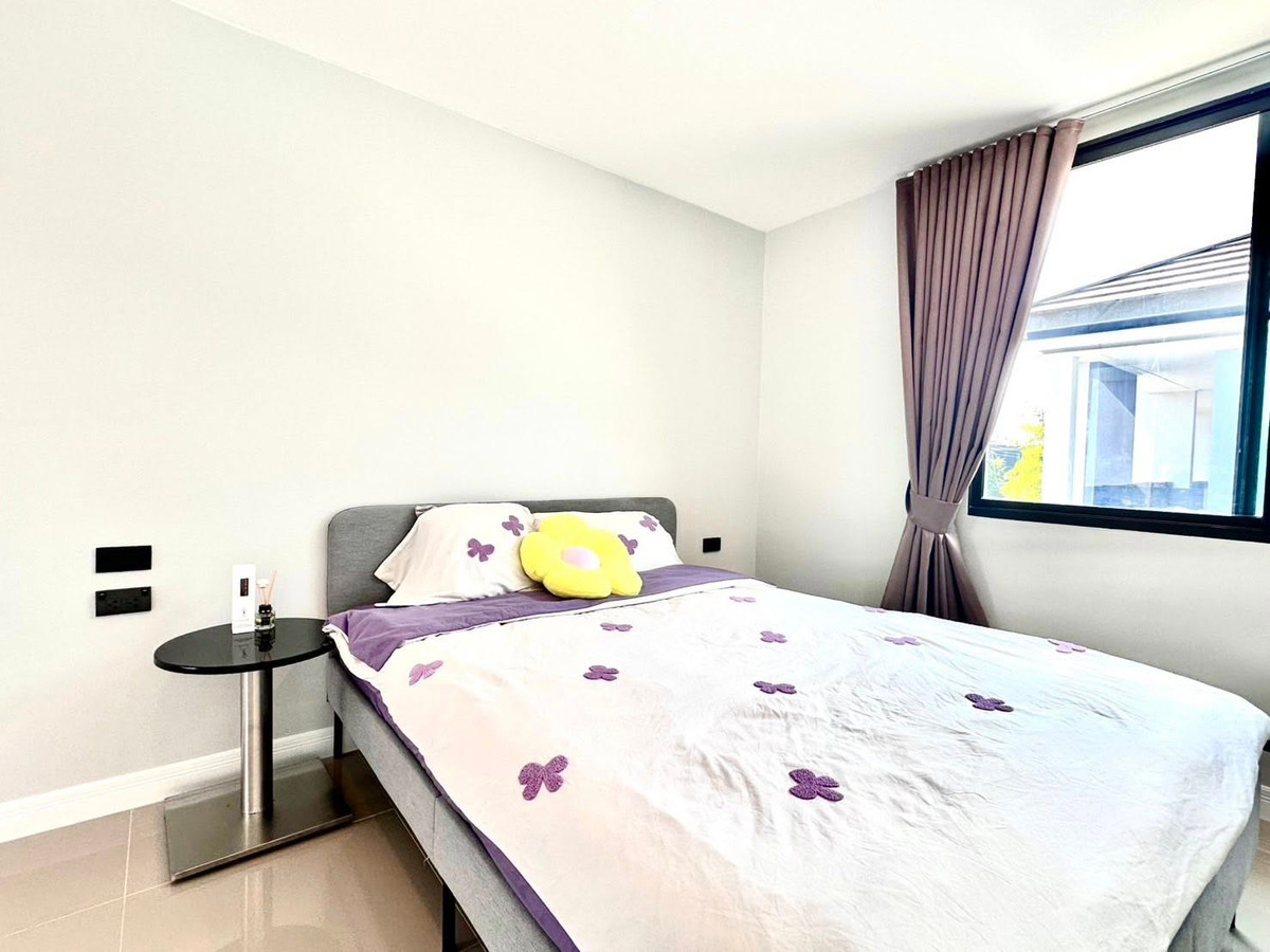 ให้เช่าบ้านพัฒนาการ ศรีนครินทร์ : บ้านเดี่ยวให้เช่า Setthasiri Krungthep Kreetha 2 พร้อมเข้าอยู่ ใกล้โรงเรียนนานาชาติ Please call: 062-496-6454