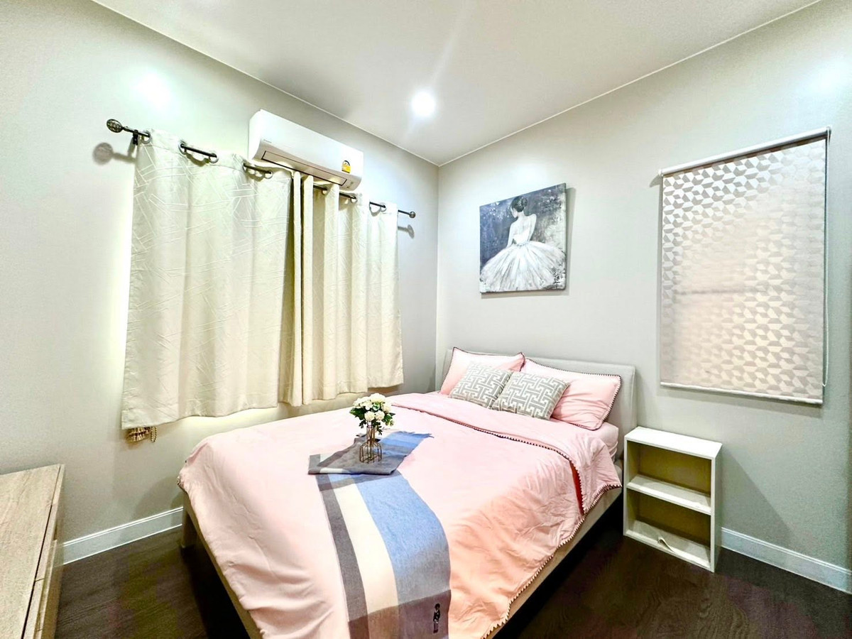 ให้เช่าบ้านพัฒนาการ ศรีนครินทร์ : บ้านเดี่ยวให้เช่า Setthasiri Krungthep Kreetha 2 พร้อมเข้าอยู่ ใกล้โรงเรียนนานาชาติ Please call: 062-496-6454