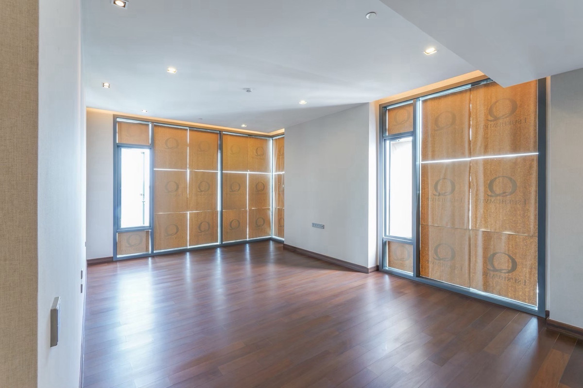 ขายคอนโดนานา : ✅คิววัน สุขุมวิท ห้องชั้นสูง วิวสวย ขนาด 296 Sq.m 4 bed 5 bath ราคาพิเศษ 130 MB ติดต่อ 086-795-9997 (จิมมี่)