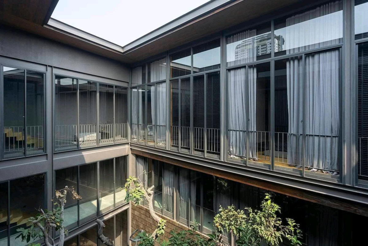 ขายบ้านเกษตรศาสตร์ รัชโยธิน : 🔥Exclusive Urban Pool Villa – รัชโยธิน 65 ล้านบ้านใหม่🔥