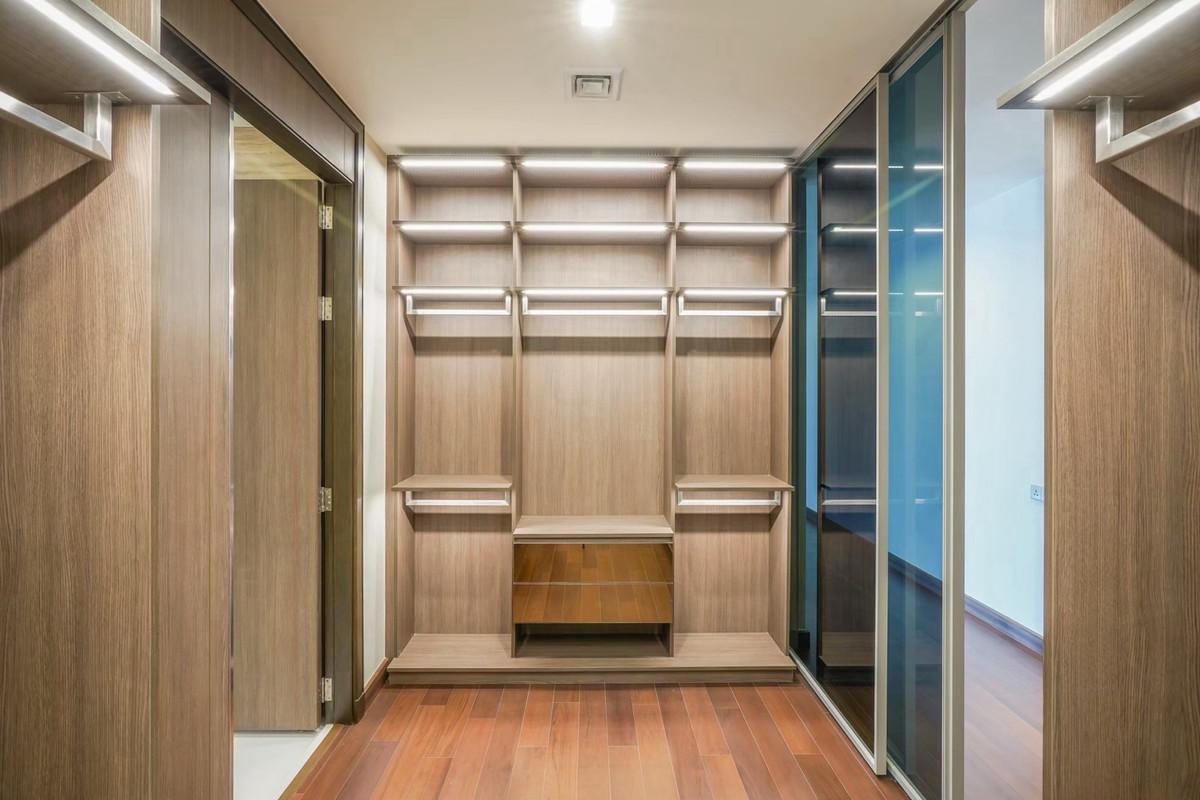 ขายคอนโดนานา : ✅คิววัน สุขุมวิท ห้องชั้นสูง วิวสวย ขนาด 296 Sq.m 4 bed 5 bath ราคาพิเศษ 130 MB ติดต่อ 086-795-9997 (จิมมี่)