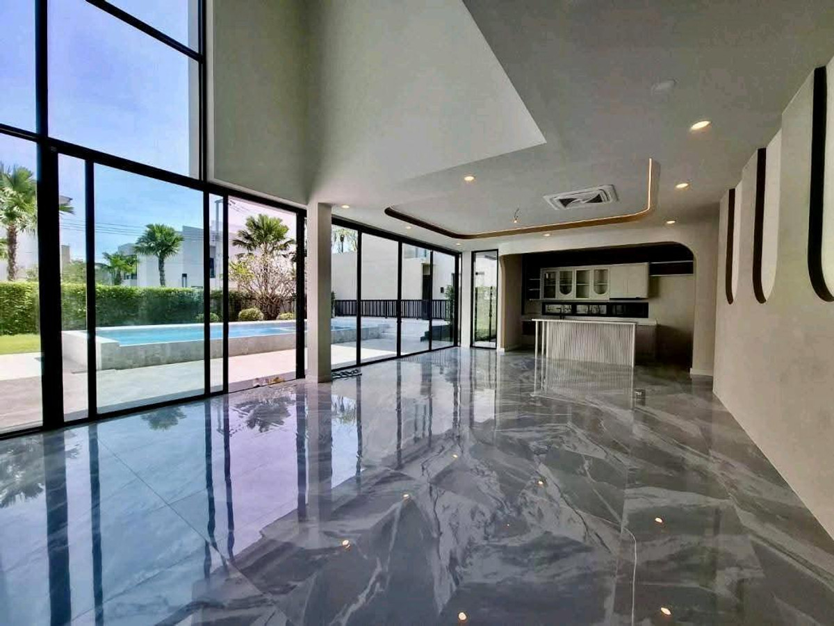 ขายบ้านเลียบทางด่วนรามอินทรา : 🔥Pool villa เอกมัย–รามอินทรา 55 ล้าน