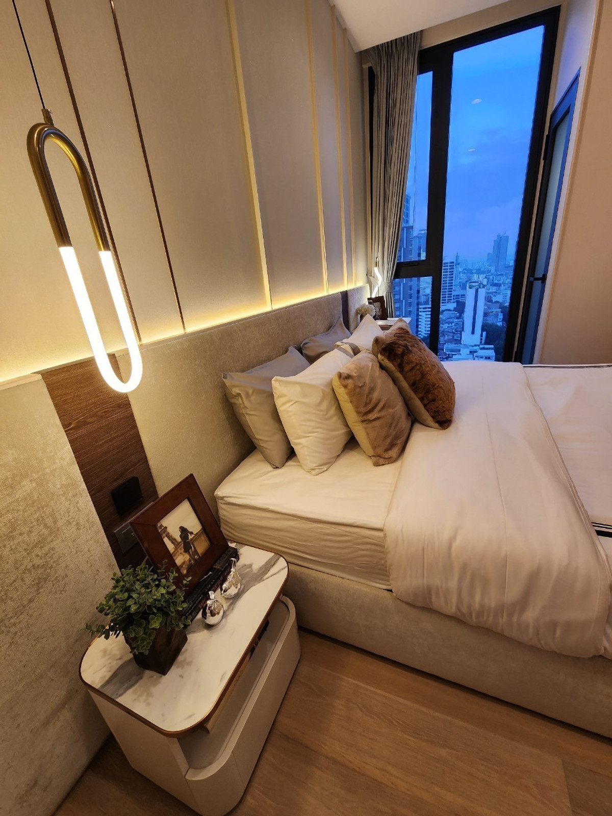 For SaleCondoSathorn, Narathiwat : 🔥Hot Deal, special price, buy directly from the project🔥Anil Sathorn 12 (1 bedroom, 1 bathroom, 46 sq m.) only 9.9 MB!! Tel.0922635410 (Earth)