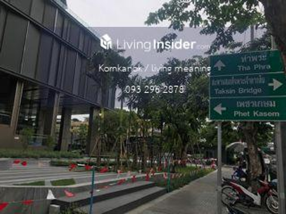 For RentCondoThaphra, Talat Phlu, Wutthakat : Condo for rent, Whizdom Station Ratchada Tha Phra, next to BTS Talat Phlu, opposite The Mall Tha Phra.