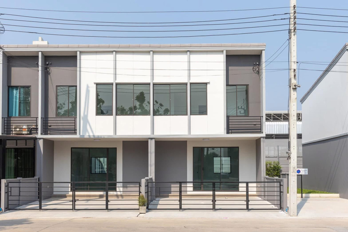 For RentTownhomePattanakan, Srinakarin : Pleno Rama 9 - Krungthepkritha / 3 Bedrooms (FOR RENT) BZD118