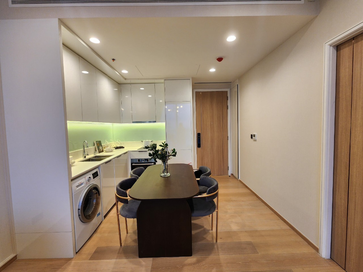 For SaleCondoSathorn, Narathiwat : 🔥Hot Deal, building closing promotion, special price🔥Anil Sathorn 12 (1 bedroom, 1 bathroom, 46 sq m.) only 9.9 MB!! Tel.0922635410 (Earth)