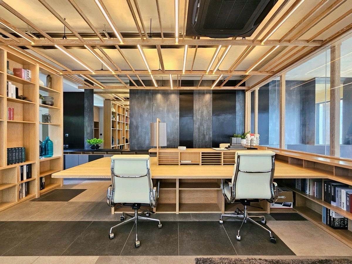 ขายทาวน์โฮมลาดพร้าว เซ็นทรัลลาดพร้าว : ลดเป็นล้าน ‼️ 𝗕𝗮𝗮𝗻 𝗽𝘂𝗿𝗶𝗽𝘂𝗿𝗶 𝗛𝗼𝗺𝗲 𝗼𝗳𝗳𝗶𝗰𝗲 ลาดพร้าว 41 ใกล้ BTS ภาวนา เดินทางเข้าออกสะดวก ขนาด 295 Sq.m 1 bed 4 bath เพียง 21.64 MB เท่านั้น !!! ติดต่อ 086-795-9997 ( จิมมี่)