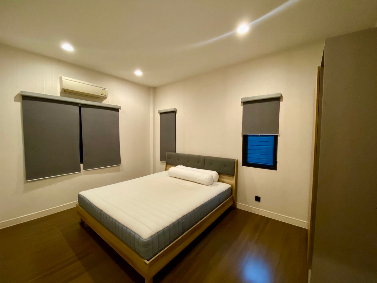 For SaleHousePattanakan, Srinakarin : Urgent Sale – 2-Storey Single House at Setthasiri Krungthep Kreetha | Special Price Below Market | Ready to Move In