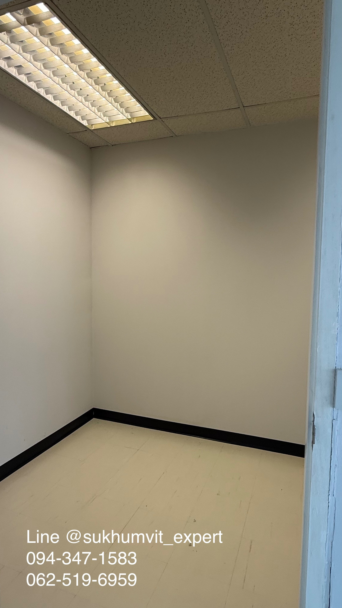 For RentOfficeSukhumvit, Asoke, Thonglor : Office for Rent – Near BTS Ekkamai (5-Minute Walk)