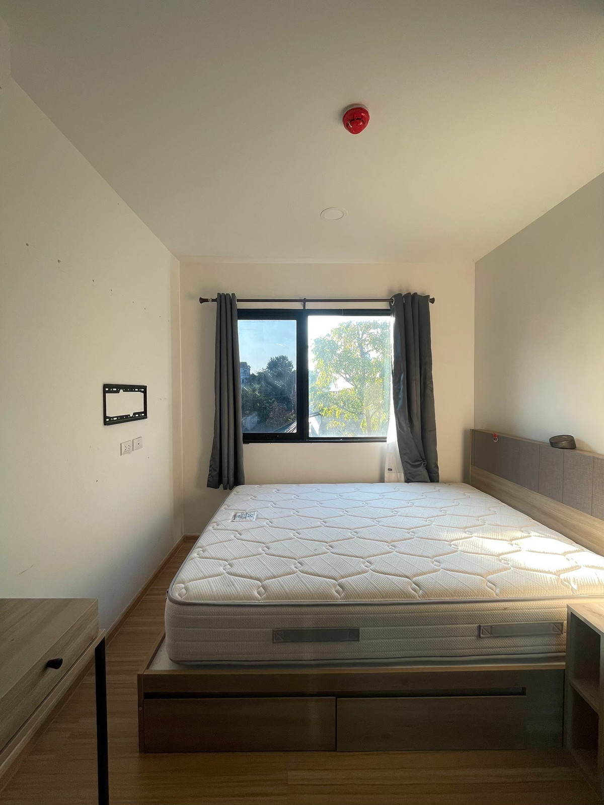 ขายคอนโดโชคชัย4 ลาดพร้าว71 : ขาย/SALE : Chiwathai Hallmark Ladprao - Chokchai 4 (ชีวาทัย ฮอลล์มาร์ค ลาดพร้าว - โชคชัย 4) - 1 ห้องนอน LC088