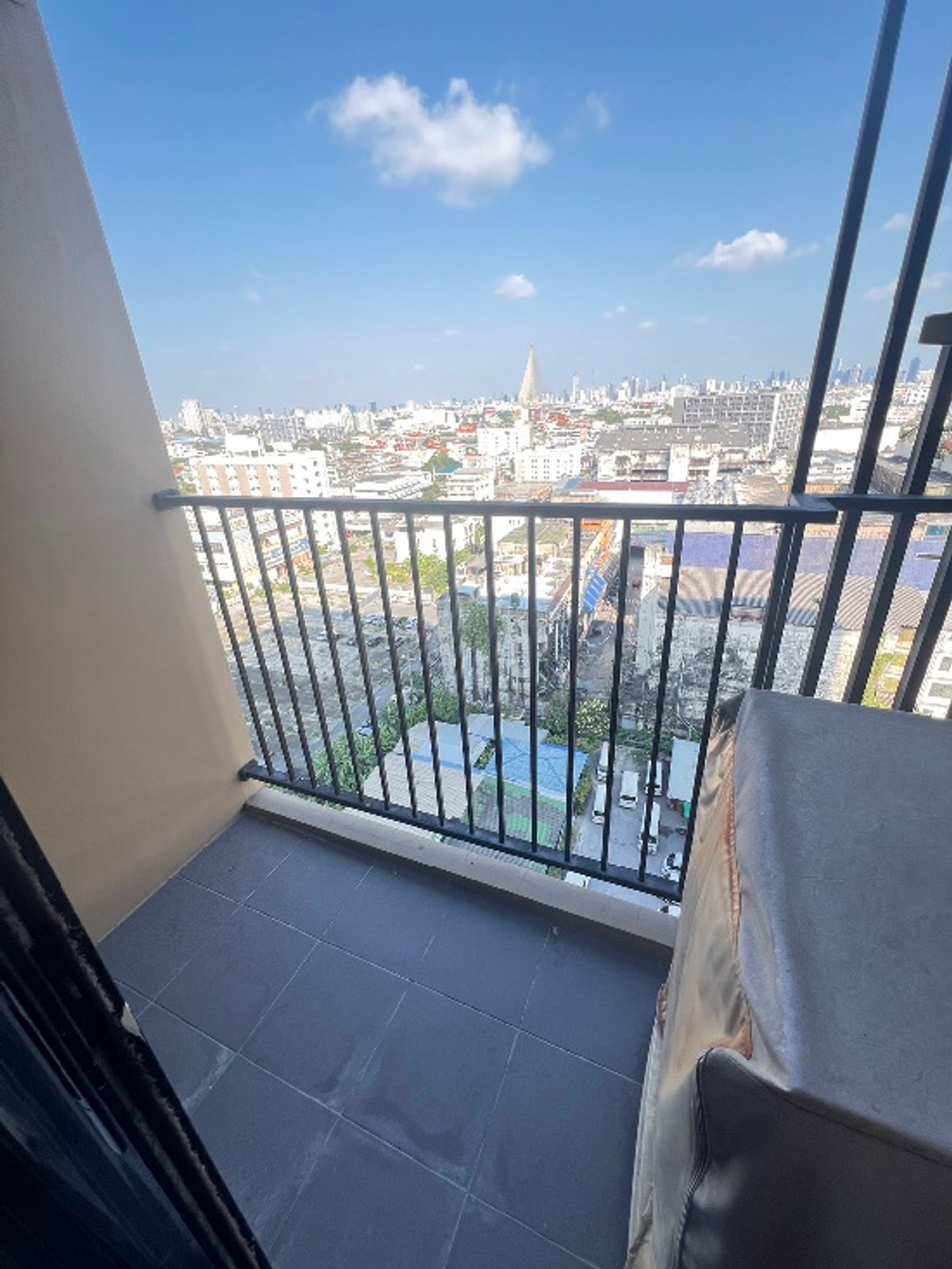 ให้เช่าคอนโดปิ่นเกล้า จรัญสนิทวงศ์ : 💖💖ปล่อยเช่าคอนโด Plum Condo Pinklao Station /1 ห้องนอน ราคา 10,000 บาท/ สนใจสอบถามได้นะคะ Line ID = atfirm2010💖💖 