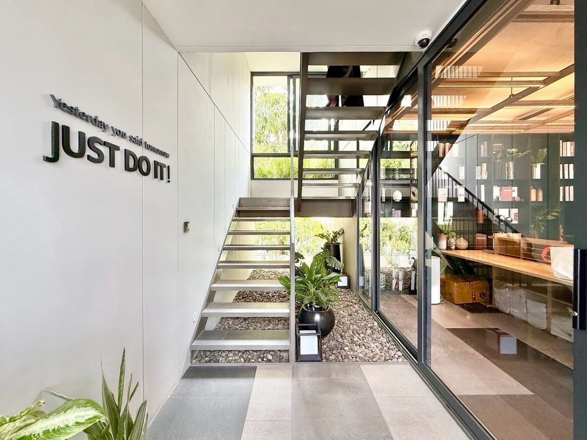 ขายทาวน์โฮมลาดพร้าว เซ็นทรัลลาดพร้าว : 🏛️✨Baan Puripuri Ladprao 41✨Home Office 3.5 ชั้น ขนาด 295 ตร.ม. 31 ตร.ว. | 1 ห้องนอน 4 ห้องน้ำ 6 ที่จอด เริ่ม 21.64 MB ติดต่อนัดชม Tel.0922635410 (เอิร์ธ)