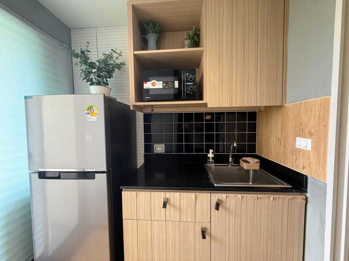 For RentCondoBangna, Bearing, Lasalle : For Rent 📍 Unio Sukhumvit 72 📍 Fully furnished with appliances. Near BTS Bearing, easy access, and shuttle van service to the station.