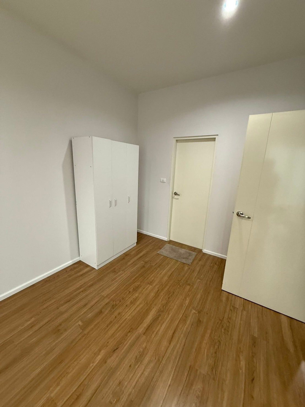 For RentTownhomeMin Buri, Romklao : Baan Klang Muang Rama 9 - Krungthep Kreetha / 3 Bedrooms (FOR RENT) BZD117