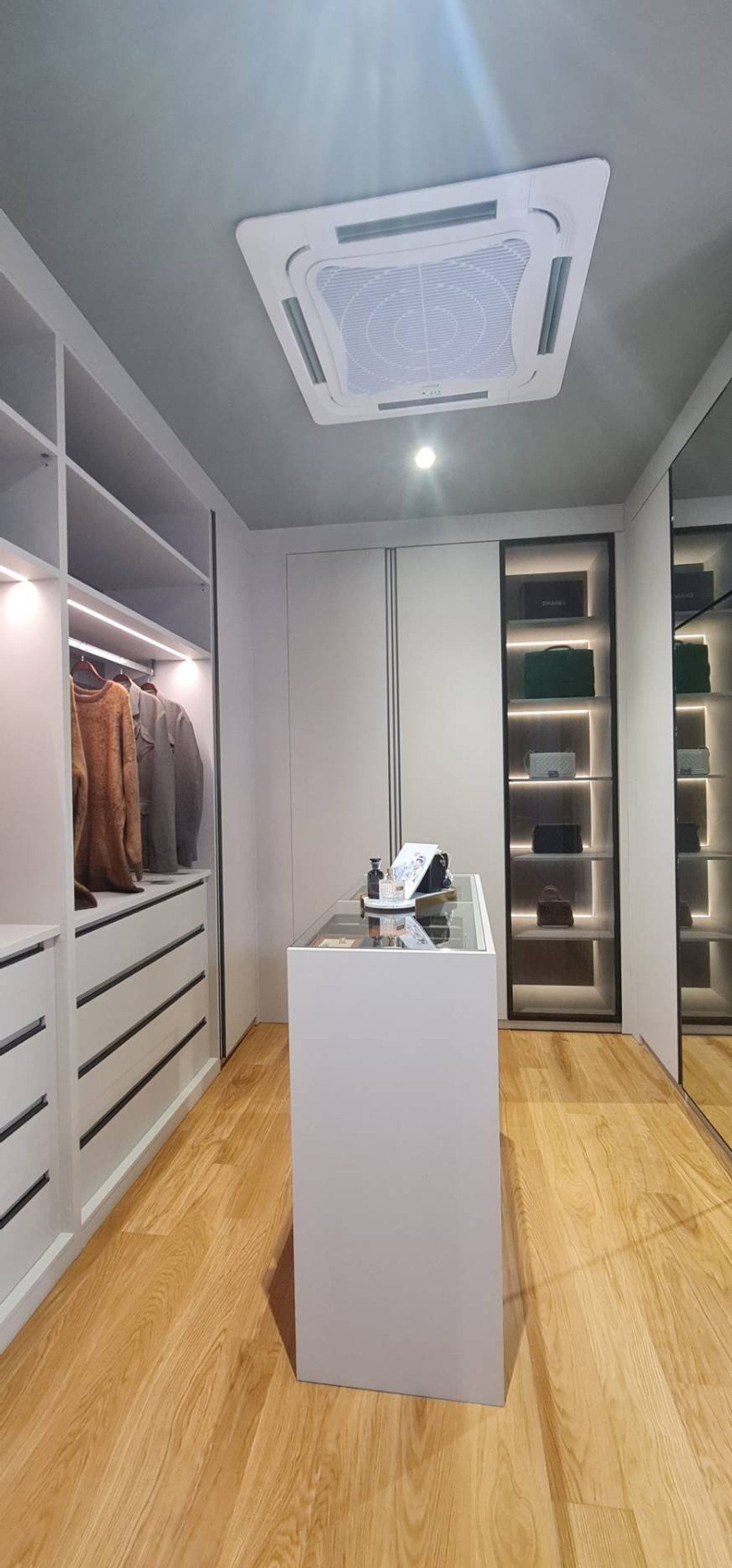 HouseVipawadee, Don Mueang, Lak Si : 💥 Price Reduced from 62M → 55M THB 🏡 JIA Pool Residence — Private Pool Villas with Private Lift