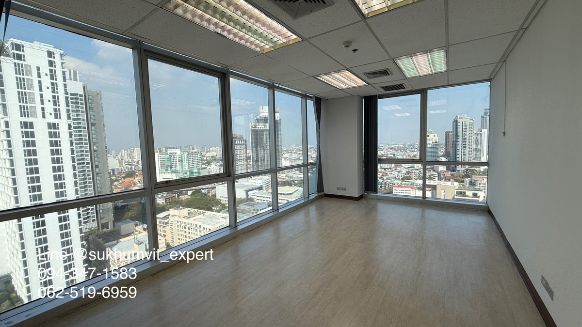 For RentOfficeSukhumvit, Asoke, Thonglor : Office for Rent – Near BTS Ekkamai (5-Minute Walk)