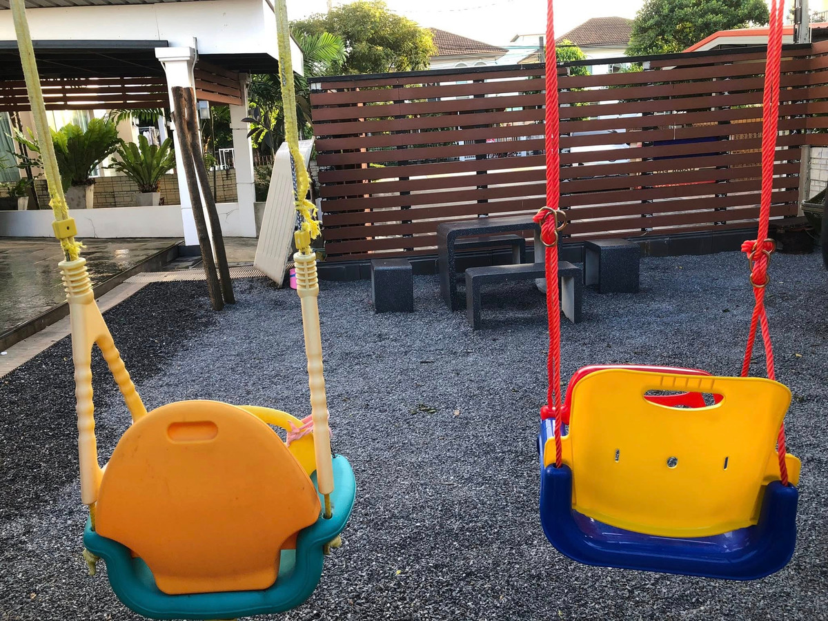 For RentHouseLadkrabang, Suwannaphum Airport : Passorn 21 Rama 9 - Wongwaen / 4 Bedrooms (FOR RENT) BZD113