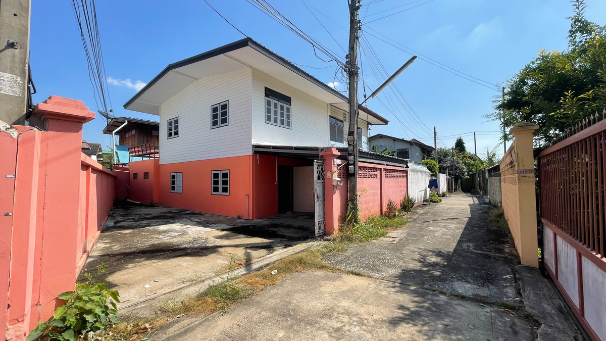 For RentTownhomeNakhon Pathom : For rent, 2-story house, recently renovated, near Silpakorn University, Nakhon Pathom.