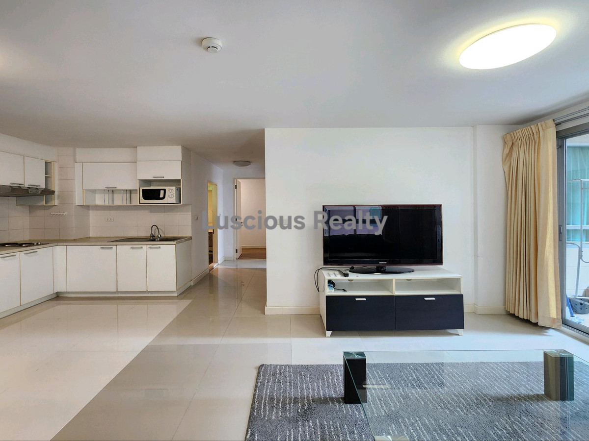 For SaleCondoSukhumvit, Asoke, Thonglor : ❤️❤️Best Deal❤️❤️ Condo for sale The Clover Thonglor 
 The Clover Thonglor Condominium for Sale 
 ✅️ Original condition 
 ✅️ Rare item 
 ✅️ Corner unit corner room
