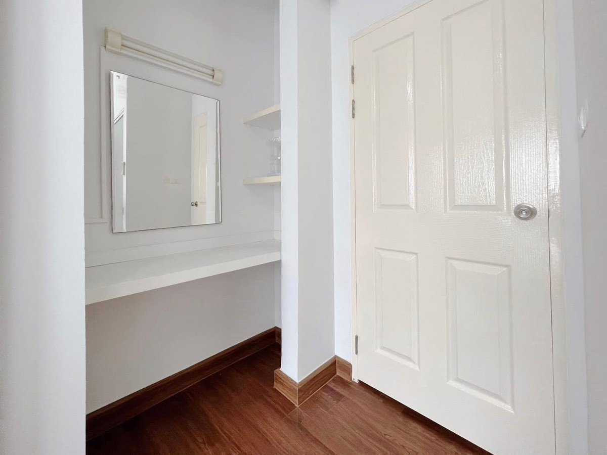 ขายคอนโดพระราม 9 เพชรบุรีตัดใหม่ RCA : 1Bed ห้องมุมแต่งสวยราคาดีที่สุด!!⭐A Space Hideaway Asoke - Ratchada (เอ สเปซ ไฮด์อเวย์ อโศก - รัชดา)