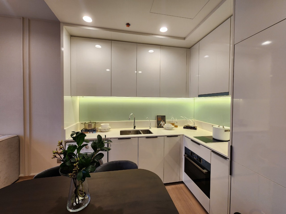 For SaleCondoSathorn, Narathiwat : 🔥Hot Deal, special price, buy directly from the project🔥Anil Sathorn 12 (1 bedroom, 1 bathroom, 46 sq m.) only 9.9 MB!! Tel.0922635410 (Earth)