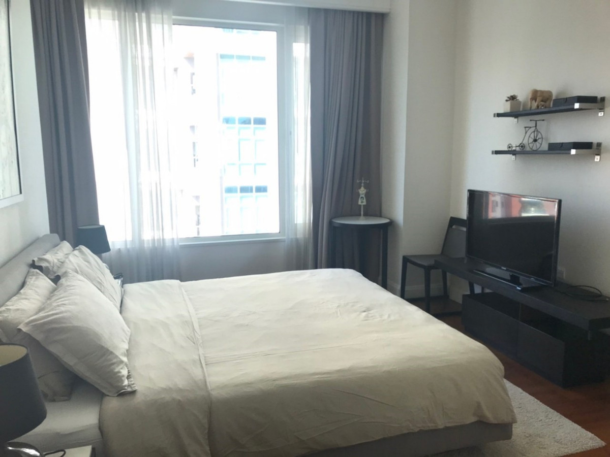 ขายคอนโดวิทยุ ชิดลม หลังสวน : คอนโดหรู 2 ห้องนอน ที่ Q Langsuan , Contact 062-496-6454