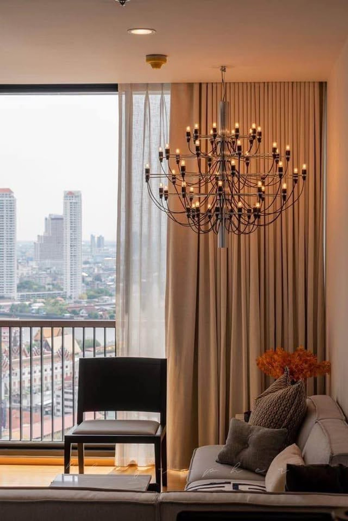ให้เช่าคอนโดสาทร นราธิวาส : ⚜️For rent Noble Revo Silom - BTS Surasak 250m.⚜️