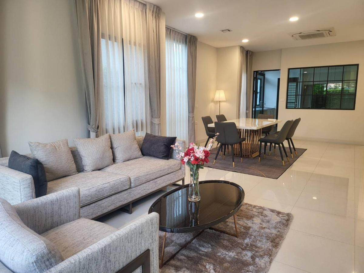 For RentHousePattanakan, Srinakarin : Nantawan Rama 9 - New Krungthepkreetha / 4 Bedrooms (FOR RENT) BZD111
