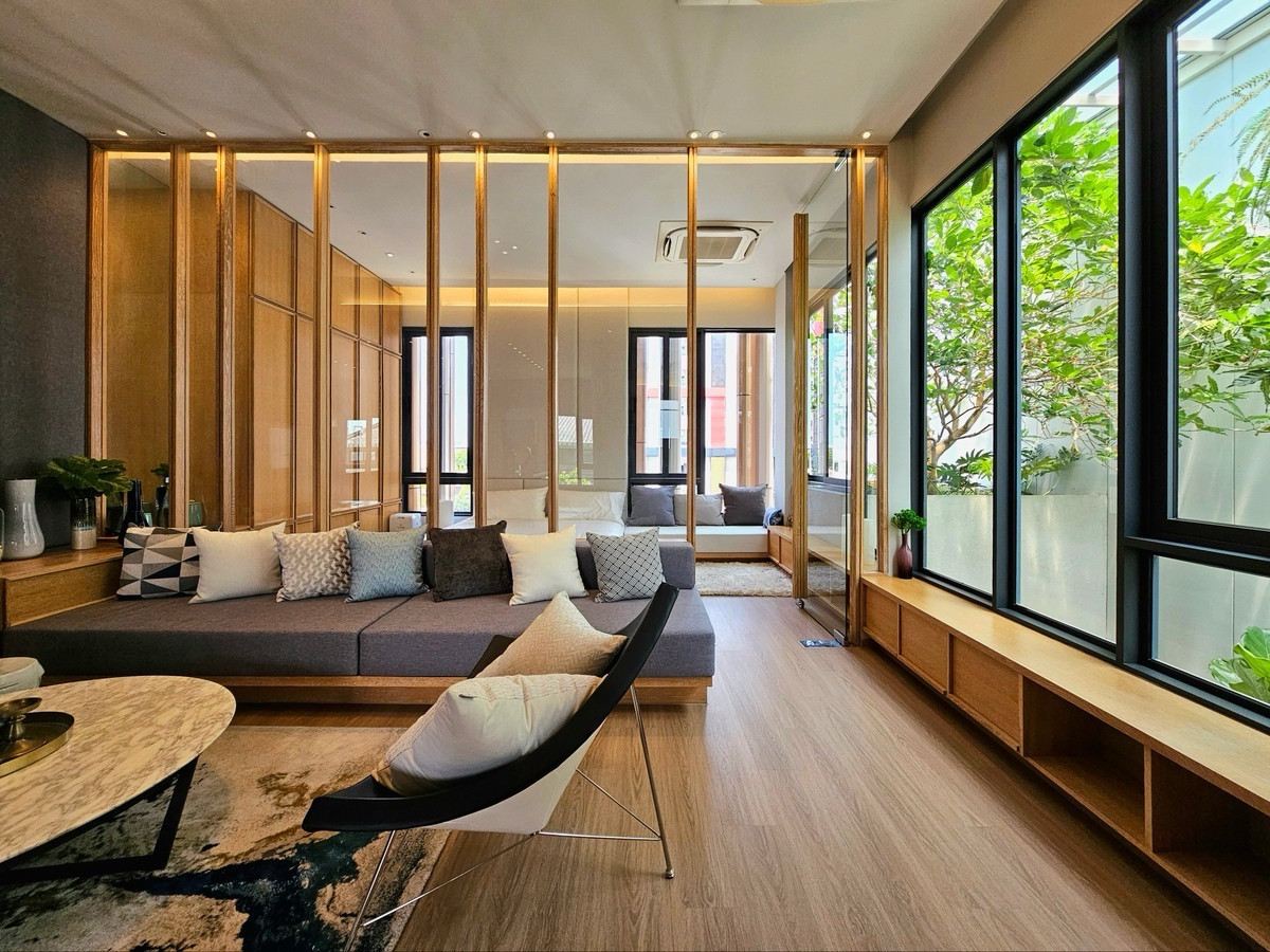 ขายทาวน์โฮมลาดพร้าว เซ็นทรัลลาดพร้าว : 🏢Home Office ลาดพร้าว 41 บ้าน ภูริปุรี ขนาด 295 Sq.m 1 bed 4 bath พิเศษเพียง 21,640,000 ล้านบาท นัดหมายชมโครงการ 086-795-9997 (จิมมี่)