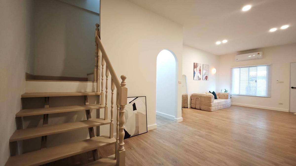 ให้เช่าทาวน์โฮมโชคชัย4 ลาดพร้าว71 : ให้เช่าทาวน์โฮม ใกล้ โรงพยาบาลเปาโล โชคชัย4 เพียง 3 นาที