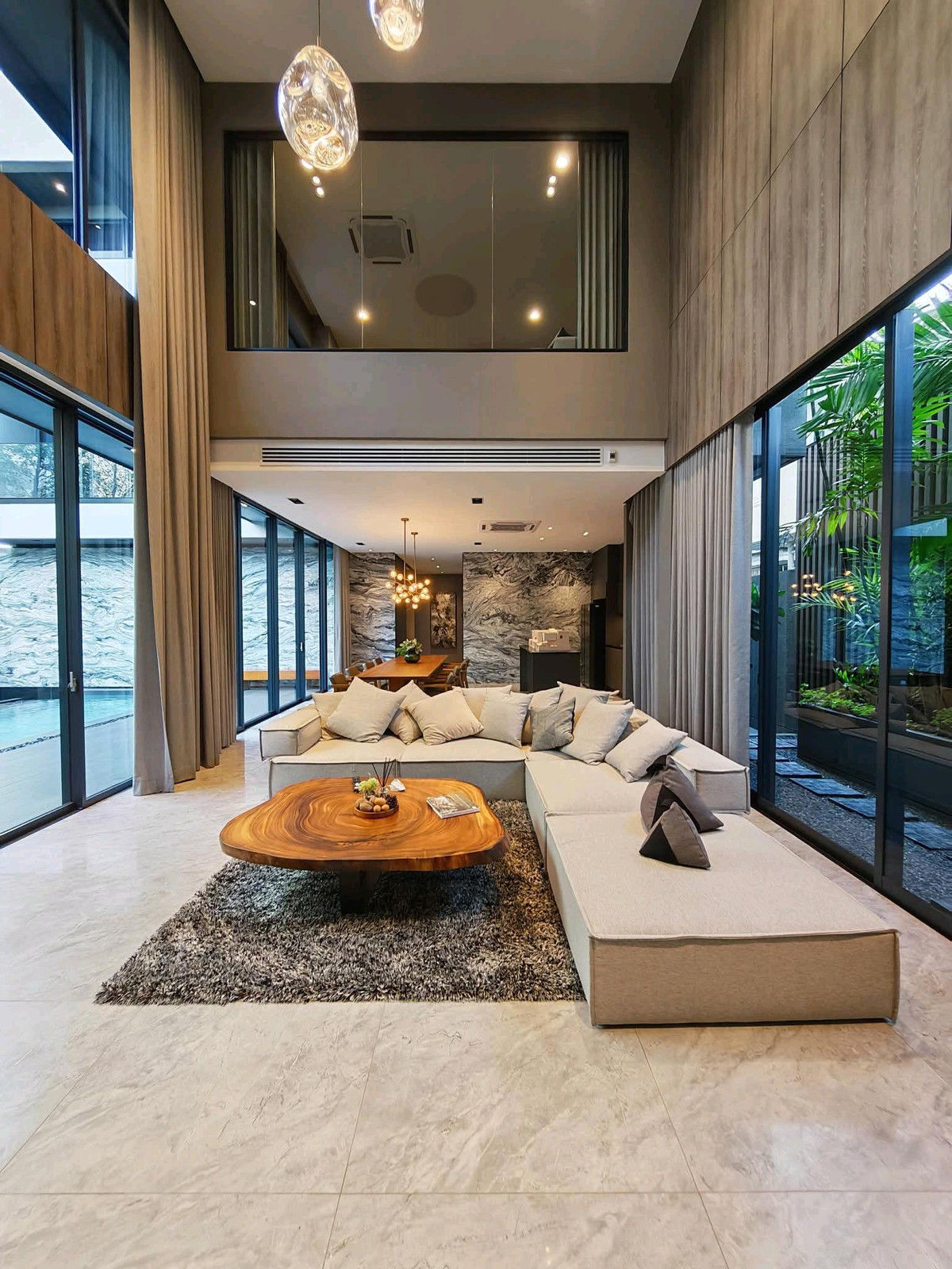 ขายบ้านเลียบทางด่วนรามอินทรา : 🔥บ้านนาคนิวาส 37 ใหม่พร้อมอยู่ 69 ล้าน🔥