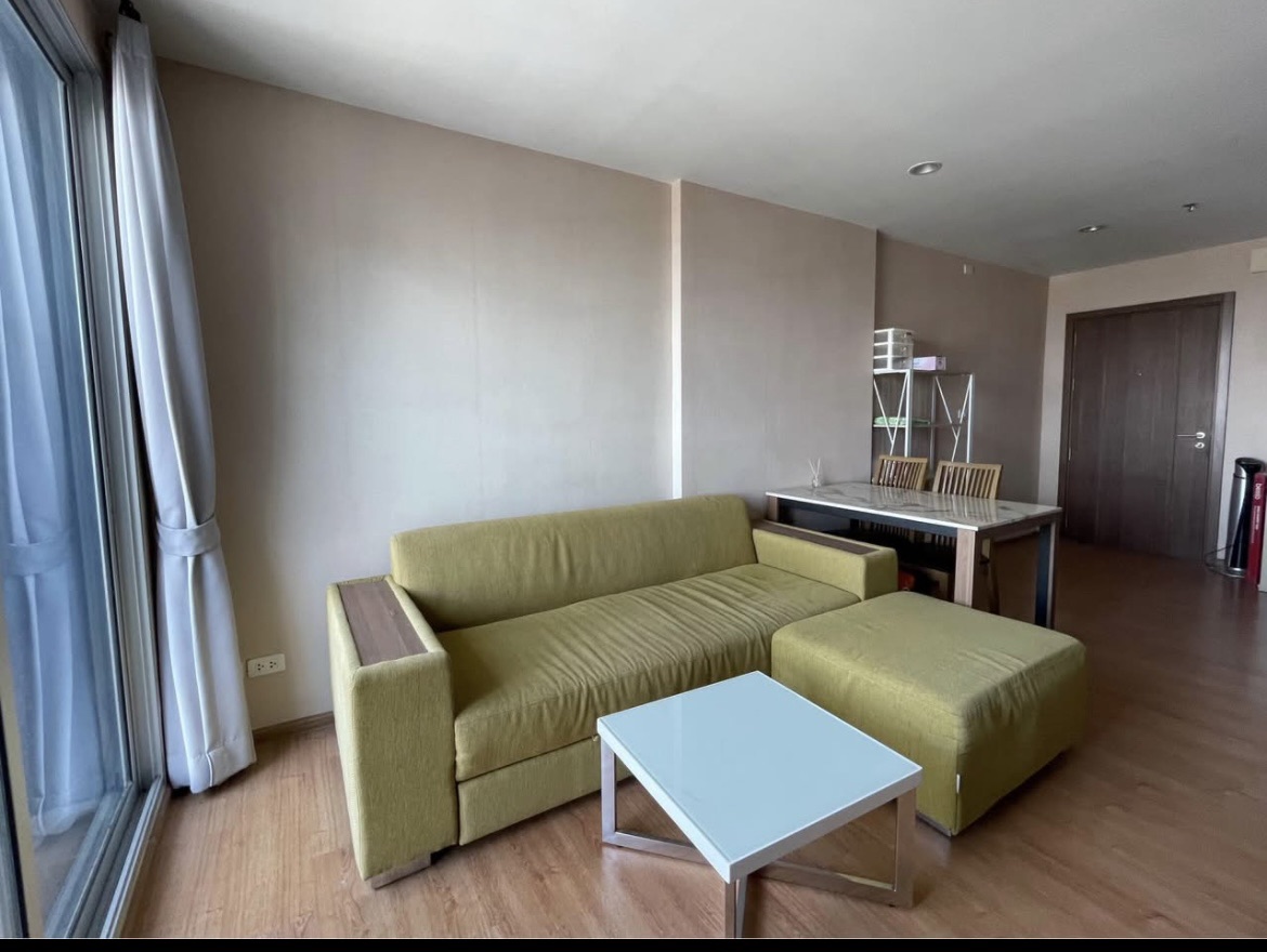 For SaleCondoOnnut, Udomsuk : 🔥Urgent Sale!🔥 The Base Sukhumvit 77, near On Nut BTS station. Fully furnished and ready to move in.