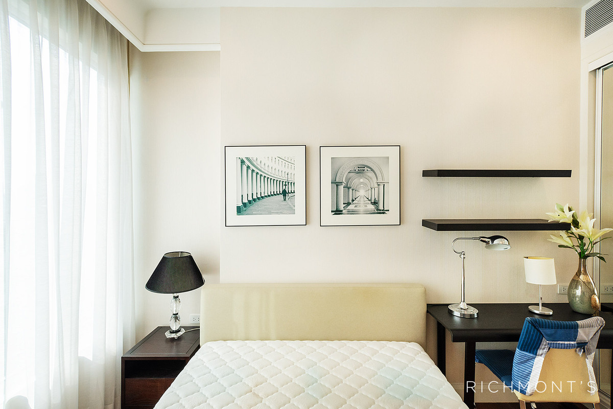 ขายคอนโดวิทยุ ชิดลม หลังสวน : คอนโดหรู 2 ห้องนอน ที่ Q Langsuan , Contact 062-496-6454