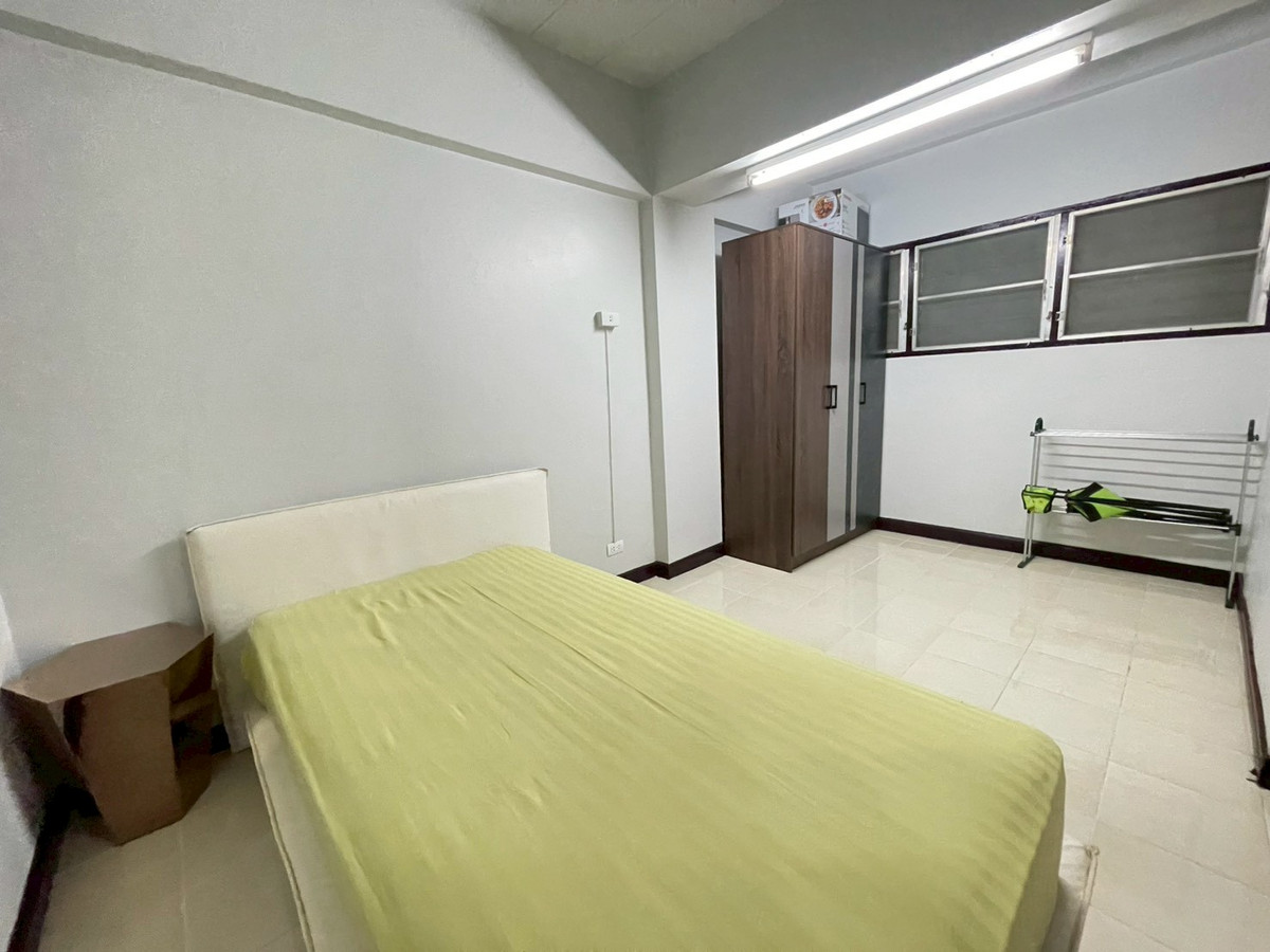 ขายคอนโดนวมินทร์ รามอินทรา : อมรพันธ์ คอนโด ตึก R4 2 นอน 2 น้ำ 70 ตารางเมตร ตกแต่งใหม่ พร้อมเฟอร์ครบ