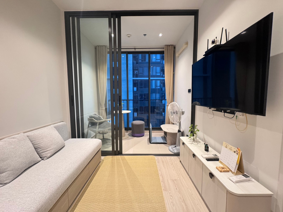 ให้เช่าคอนโดวงเวียนใหญ่ เจริญนคร : ห้องใหม่ ห้องสวยมาก ติด bts วงเวียนใหญ่ Reference Sathorn 1 ห้องนอน+1ห้องทำงาน ว่างพร้อมให้เช่า