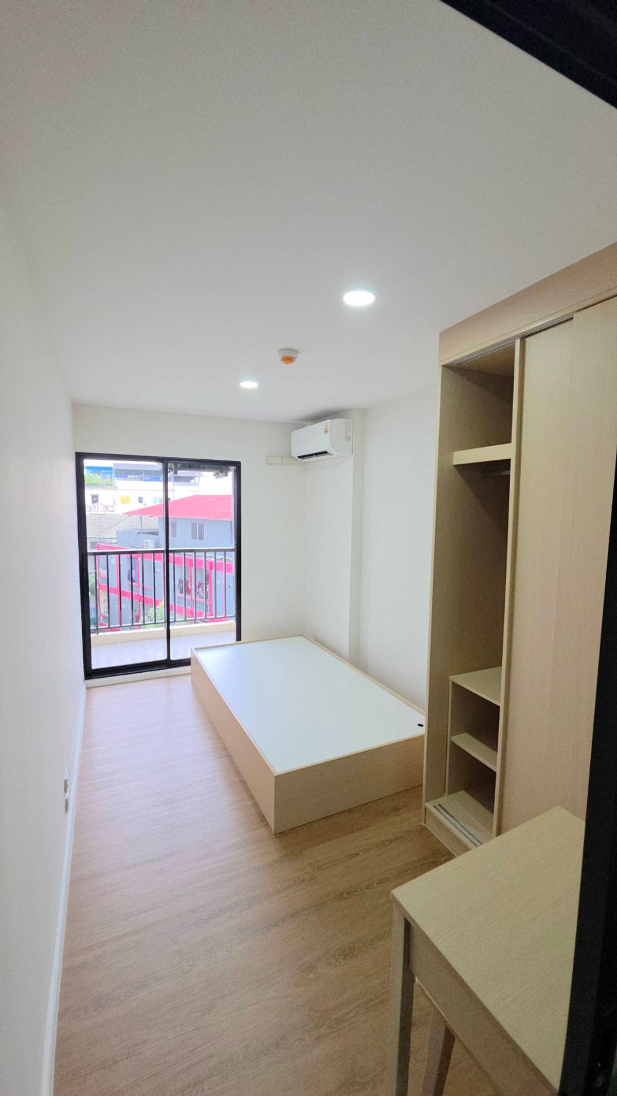 For RentCondoSamut Prakan,Samrong : 🔥Urgent for rent🔥 ALIVE SUKHUMVIT 76 (Alife Sukhumvit 76) Building B, 5th floor, new room, first hand, fully furnished, ready to move in 📏 Size 48.12 sq m. | 2 bedrooms, 1 bathroom Line @bzprOperty