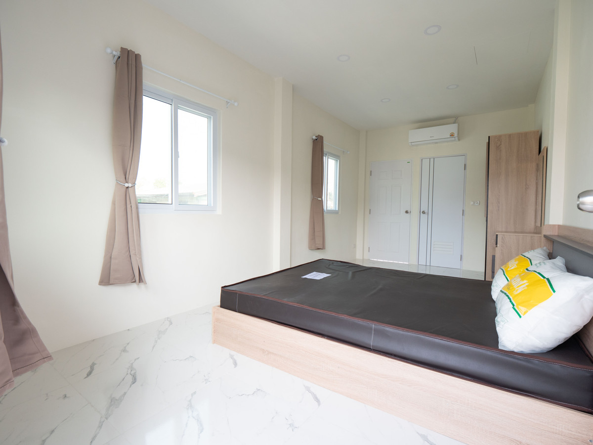 ขายกิจการโรงแรม & กิจการอพาร์ตเมนต์บางนา แบริ่ง ลาซาล : #ขายอพาร์ทเม้นท์ #ขายหอพัก #ใกล้เมกะบางนา ผลตอบแทน Yield% 7.5% ให้ไวเลยครับ พึ่งสร้างเสร็จใหม่ๆ มี 10 ห้อง ผู้เช่าเต็มทุกห้อง 100% ราคาดีมากๆ 