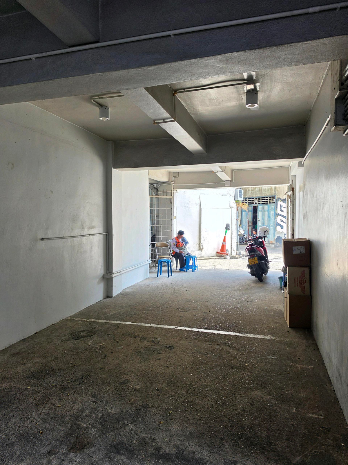 ให้เช่าอาคารพาณิชย์สยาม จุฬา สามย่าน : 🚩For Rent : Stand Alone Building Located on Rama 4 Road, Only 180 m. from MRT Hua Lamphong