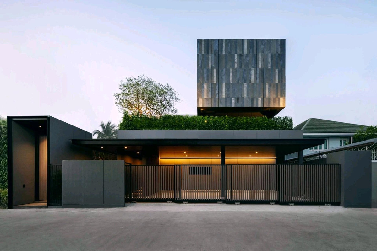 ขายบ้านเลียบทางด่วนรามอินทรา : 🔥บ้านนาคนิวาส 37 ใหม่พร้อมอยู่ 69 ล้าน🔥