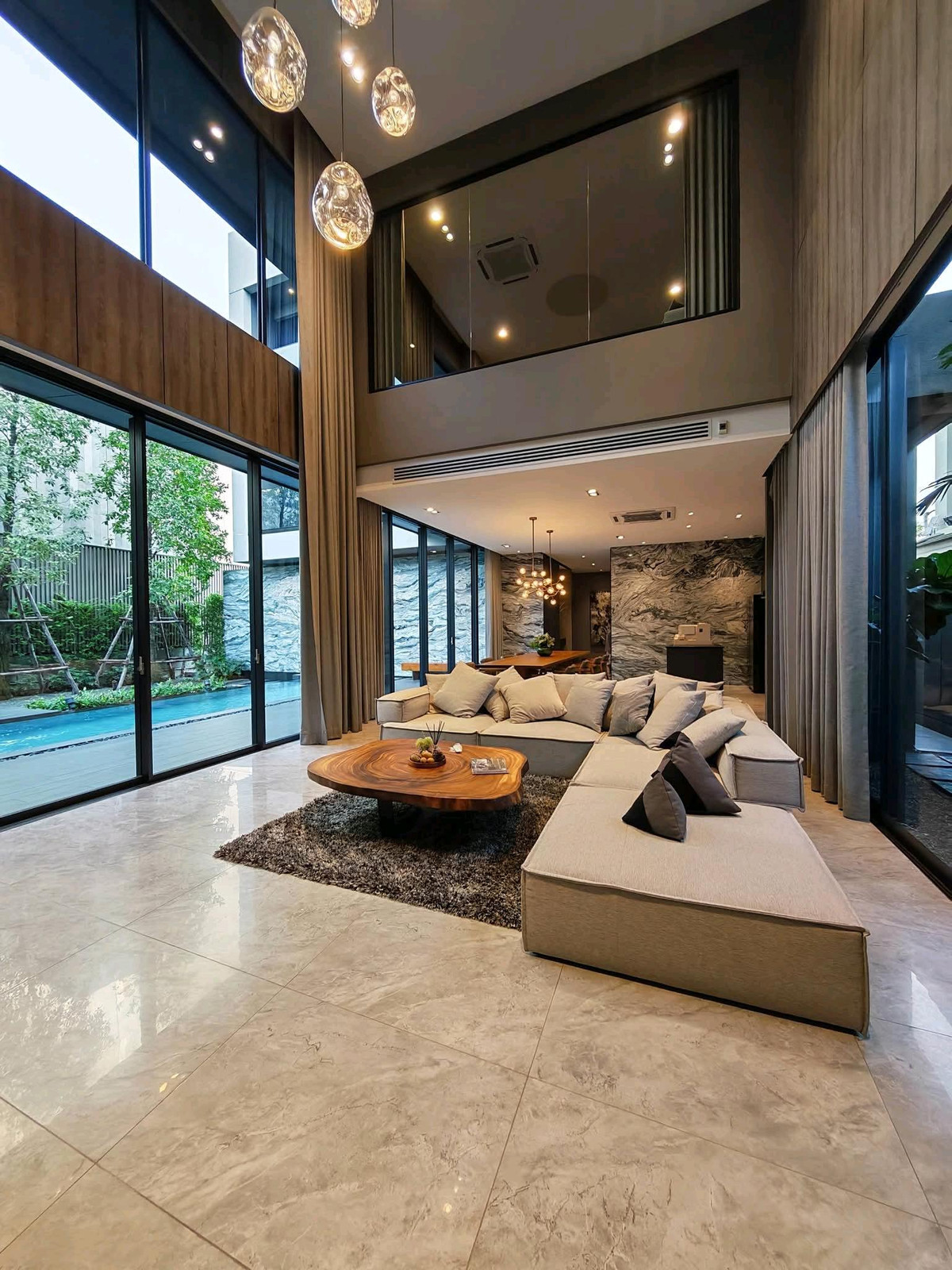 ขายบ้านเลียบทางด่วนรามอินทรา : 🔥บ้านนาคนิวาส 37 ใหม่พร้อมอยู่ 69 ล้าน🔥