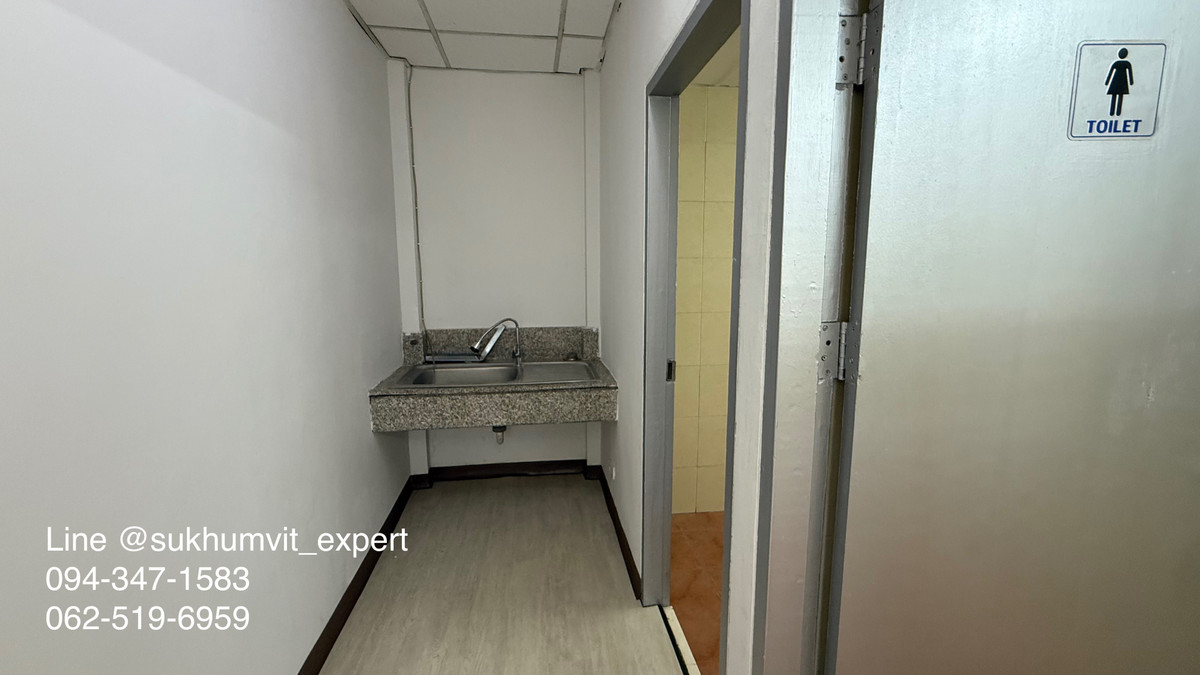 For RentOfficeSukhumvit, Asoke, Thonglor : Office for Rent – Near BTS Ekkamai (5-Minute Walk)