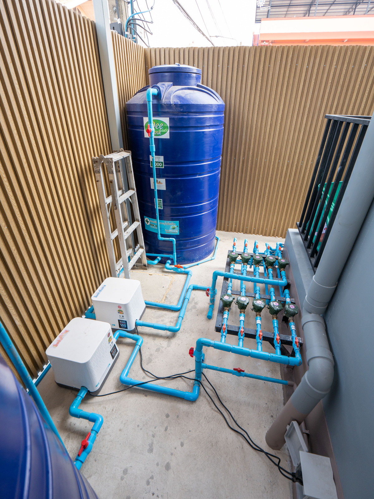 ขายกิจการโรงแรม & กิจการอพาร์ตเมนต์บางนา แบริ่ง ลาซาล : #ขายอพาร์ทเม้นท์ #ขายหอพัก #ใกล้เมกะบางนา ผลตอบแทน Yield% 7.5% ให้ไวเลยครับ พึ่งสร้างเสร็จใหม่ๆ มี 10 ห้อง ผู้เช่าเต็มทุกห้อง 100% ราคาดีมากๆ