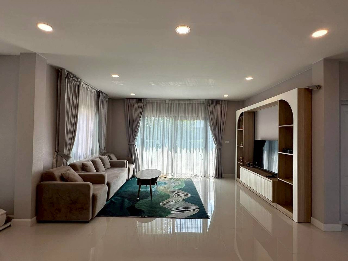 ให้เช่าบ้านเอกชัย บางบอน : 🔴🏡 LUXURY HOME FOR RENT | บ้านเดี่ยวสุดหรู  ไซส์ใหญ่สุดในโครงการ 📍 CENTRO BANGBON – บางบอน บ้านระดับพรีเมียม • เนื้อที่ 110 ตร.ว. | ใช้สอย 320 ตร.ม. • 4 ห้องนอน | 5 ห้องน้ำ