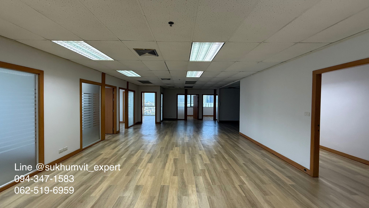 For RentOfficeSukhumvit, Asoke, Thonglor : Office for Rent – Near BTS Ekkamai (5-Minute Walk)