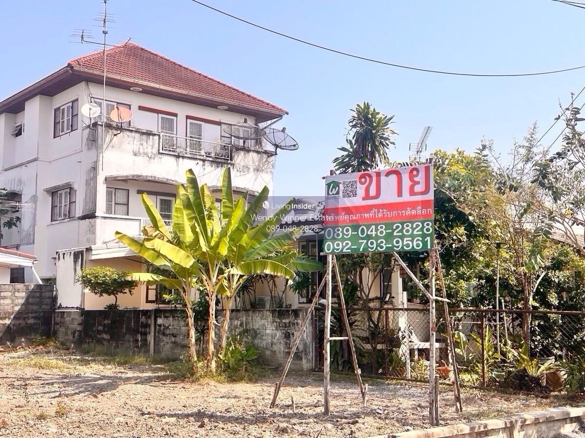 ขายที่ดินนวมินทร์ รามอินทรา : ขายที่ดินนวมินทร์ สวยเงียบสงบ น้ำไม่ท่วมเเปลงนี้เมื่อปี 2554, ที่ดินในโครงการปลอดภัย ไม่พลุกพล่าน, เข้าออกได้สองซอย ซอยนวมินทร์ 68 เเละ ประเสริฐมนูกิจ 46  ใกล้ทางด่วนเอกมัย-รามอินทรา, ใกล้รพ.พญาไท นวมินทร์ 4.8 กม., ใกล้ Foodland นวมินทร์ เปิด 24 ชม.