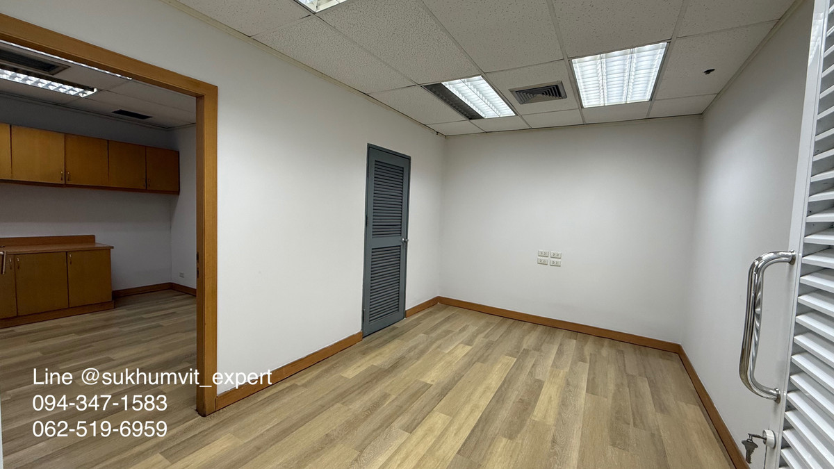 For RentOfficeSukhumvit, Asoke, Thonglor : Office for Rent – Near BTS Ekkamai (5-Minute Walk)